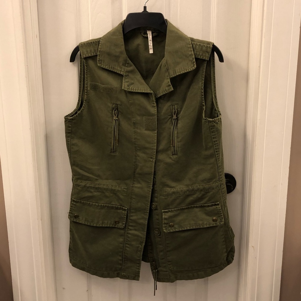 Army Green Vest Jacket
